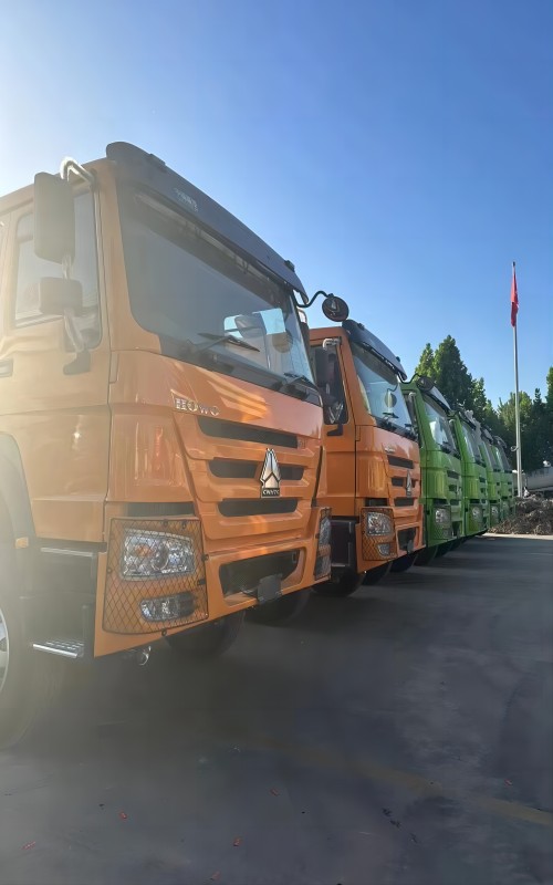 सिनोट्रुक कंट्री II आणि कंट्री III ब्रँड नवीन 6*4/*8 4 डंप ट्रक